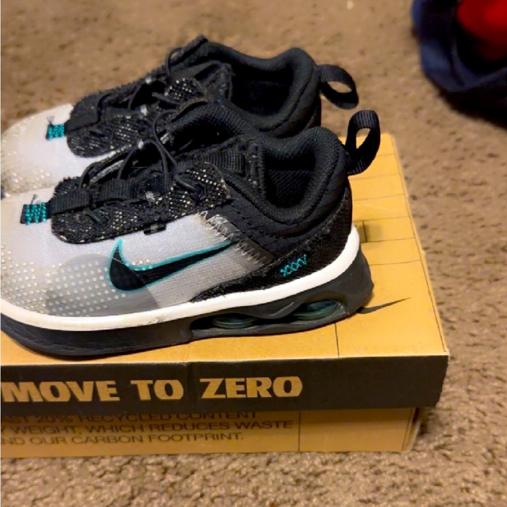 Nike Toddler 8c